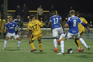 2016-11-29 SuttonA 09 goalmouth